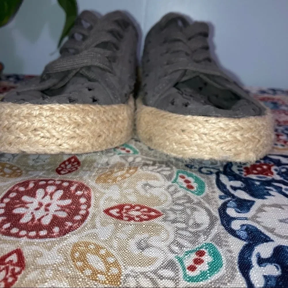 Universal Thread, Grey Jenna Star Espadrilles, Laser Cut Stars, Target Women’s 6